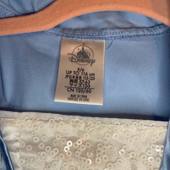 Disney Frozen Elsa Dress sz 5/6 - no pants - Picture 4 of 9